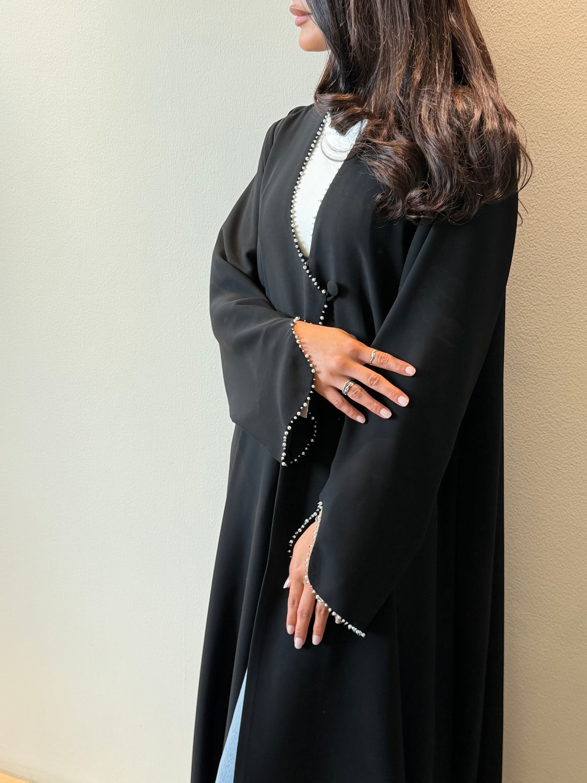 Pearl Line Abaya