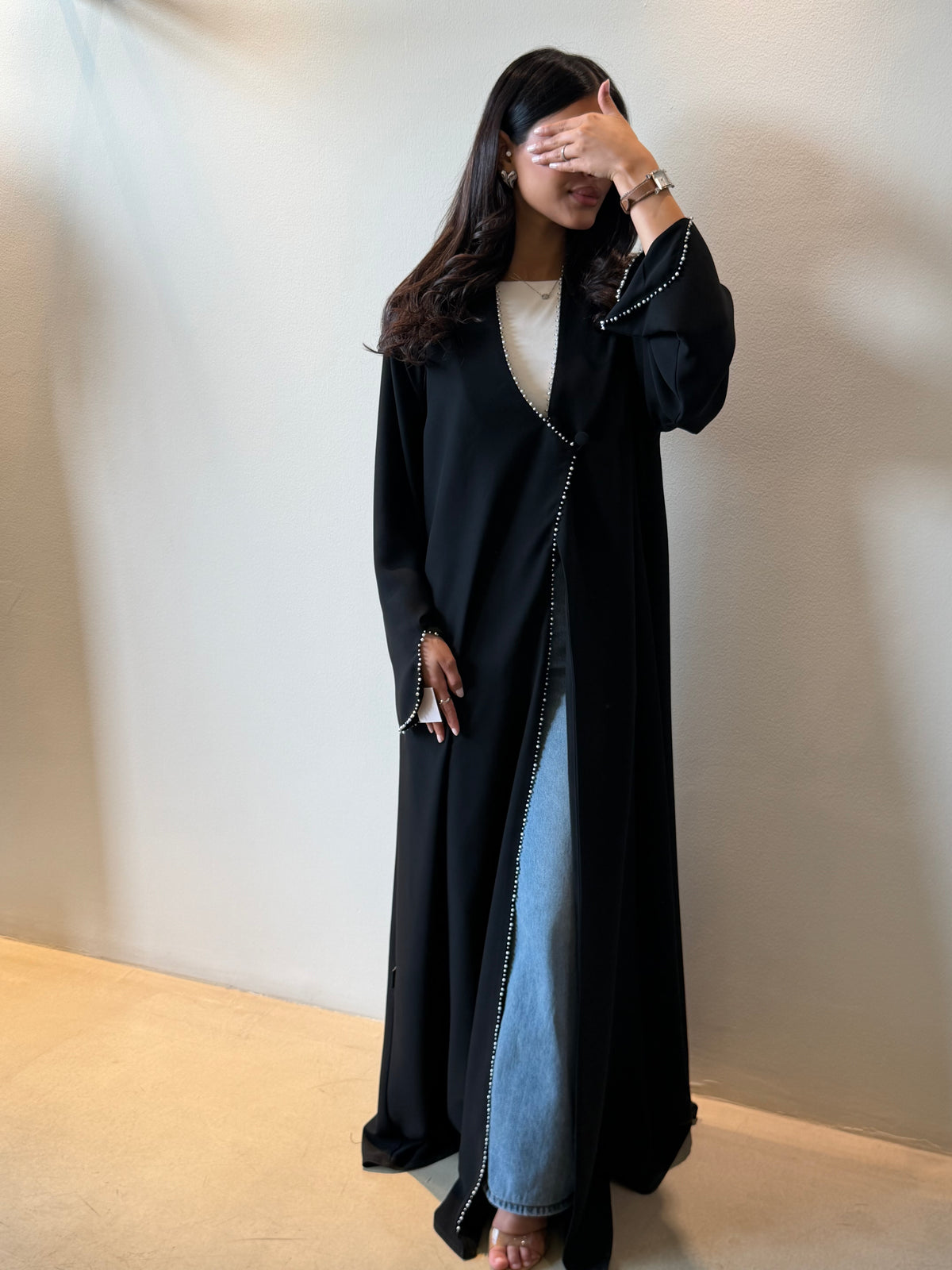 Pearl Line Abaya