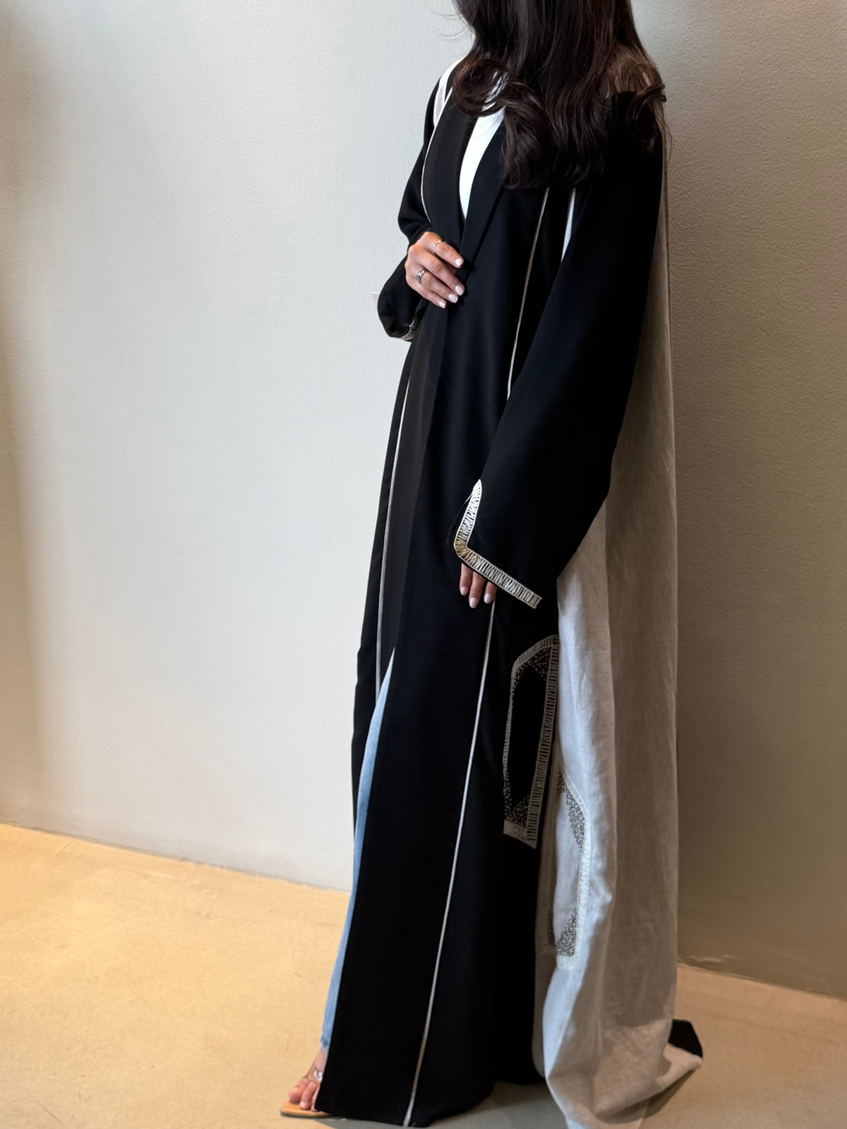 Monochrome Contrast Abaya